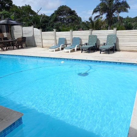 Poolside Guest House ポート・シェプストーン エクステリア 写真