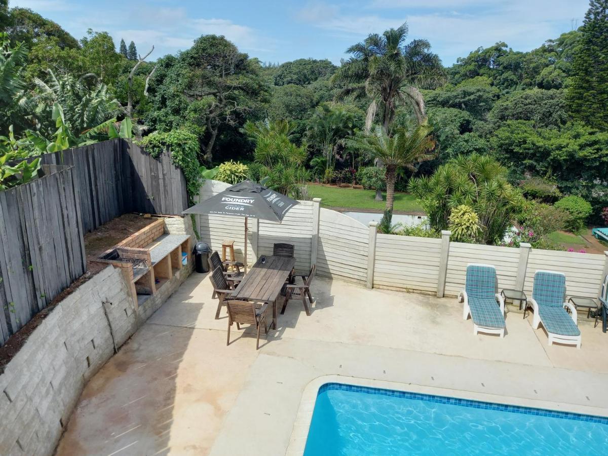 Poolside Guest House ポート・シェプストーン エクステリア 写真